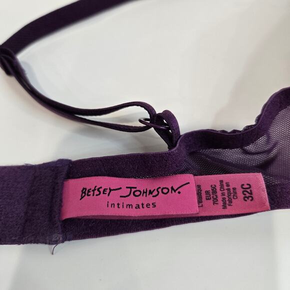 Betsey Johnson Intimates Eyelet Lace Demi-cup Bra Ultra Violet Size 32C - Picture 6 of 9